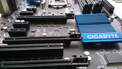 Gigabyte GA-Z77X-UD3H-WB WiFi Image 06